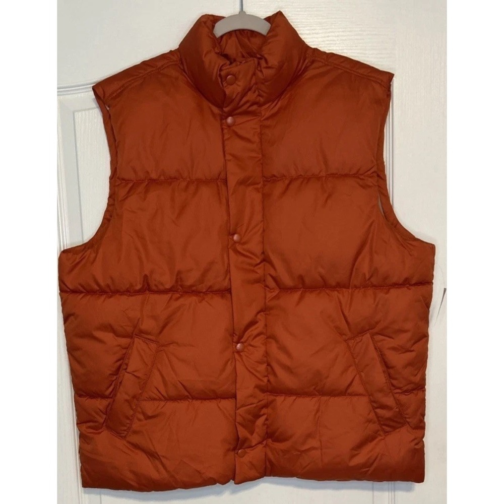Old Navy Puffer Vest Men's Size L Orange Front Zip Sleeveless Jacket Pockets NWT
